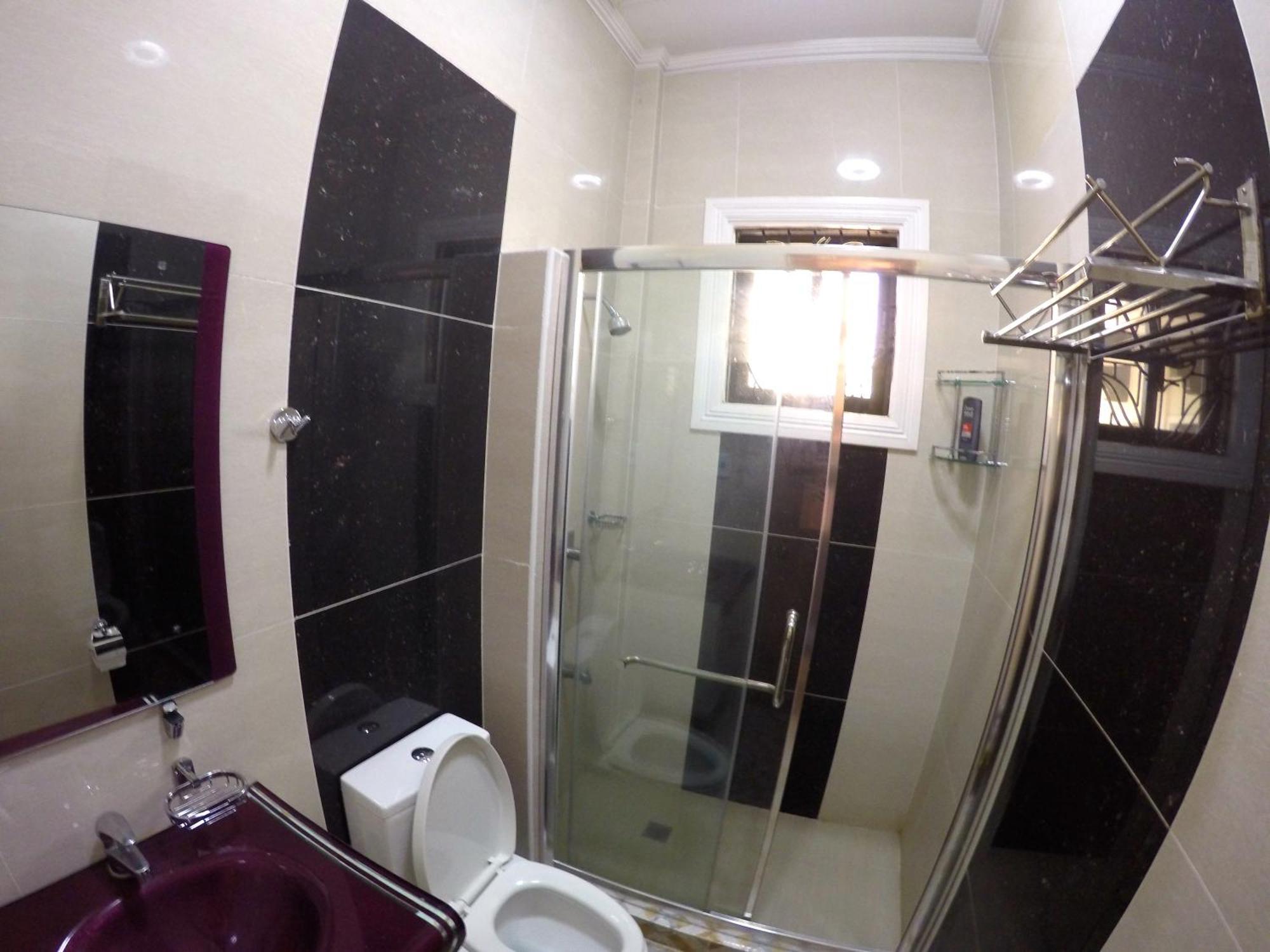 The Executive Villa Inn & Suites Davao Bagian luar foto