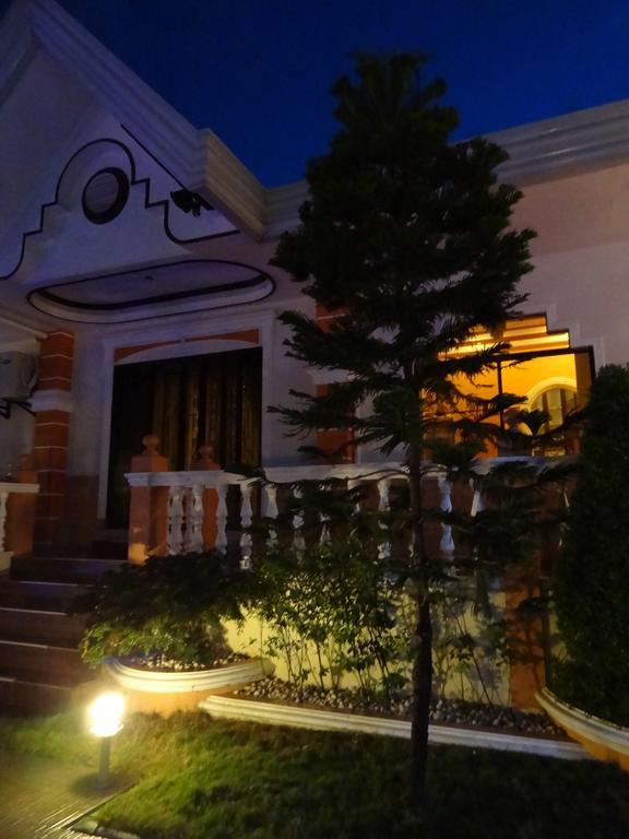 The Executive Villa Inn & Suites Davao Bagian luar foto