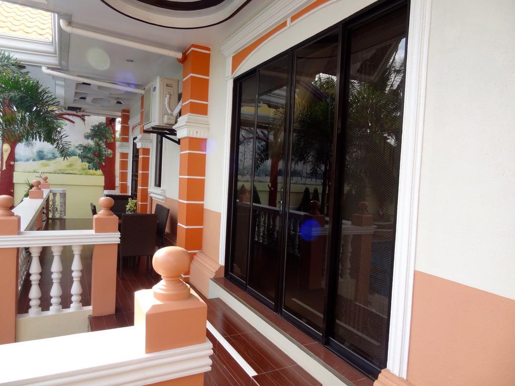 The Executive Villa Inn & Suites Davao Bagian luar foto